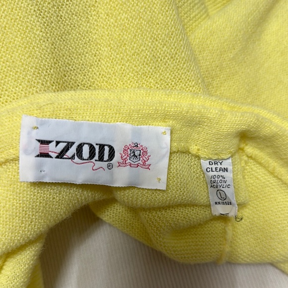 VINTAGE IZOD/Lacoste Yellow Cardigan Sweater Unisex Size L pre-owned. - Picture 4 of 8